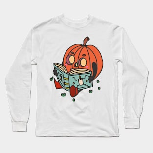 Cute reading halloween pumpkin Long Sleeve T-Shirt